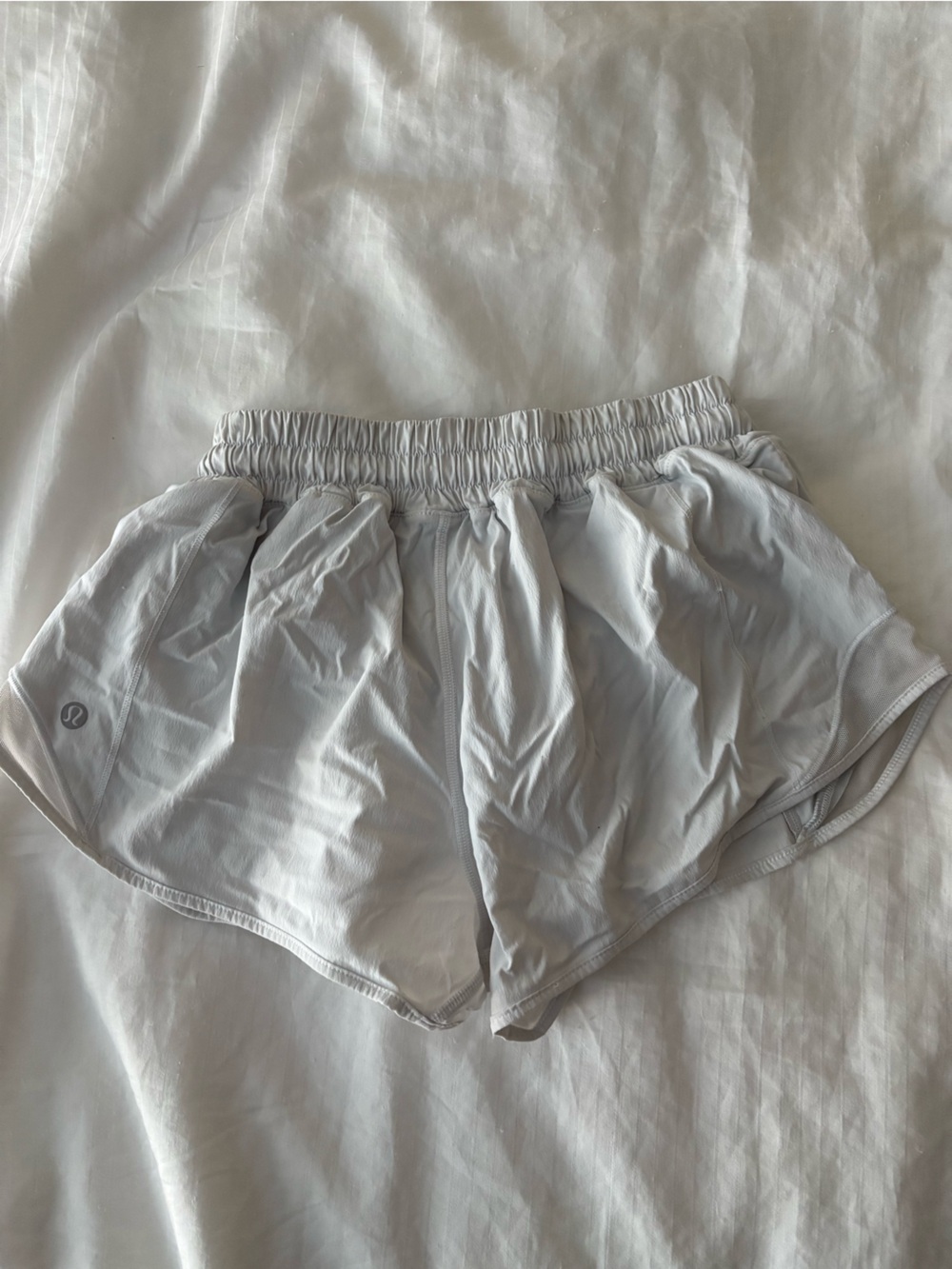 Lululemon Hotty Hot Low-rise Shorts White 2.5”